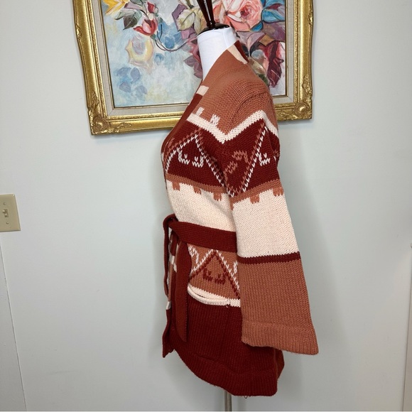 Vintage 70s Aztec Knit Belted Cardigan Sweater Size Medium - Picture 4 of 9